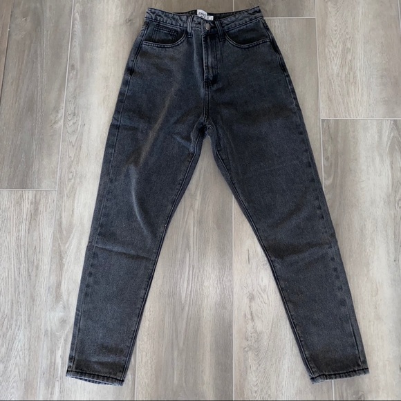 Princess Polly Denim - bella mom jeans butt rip black denim